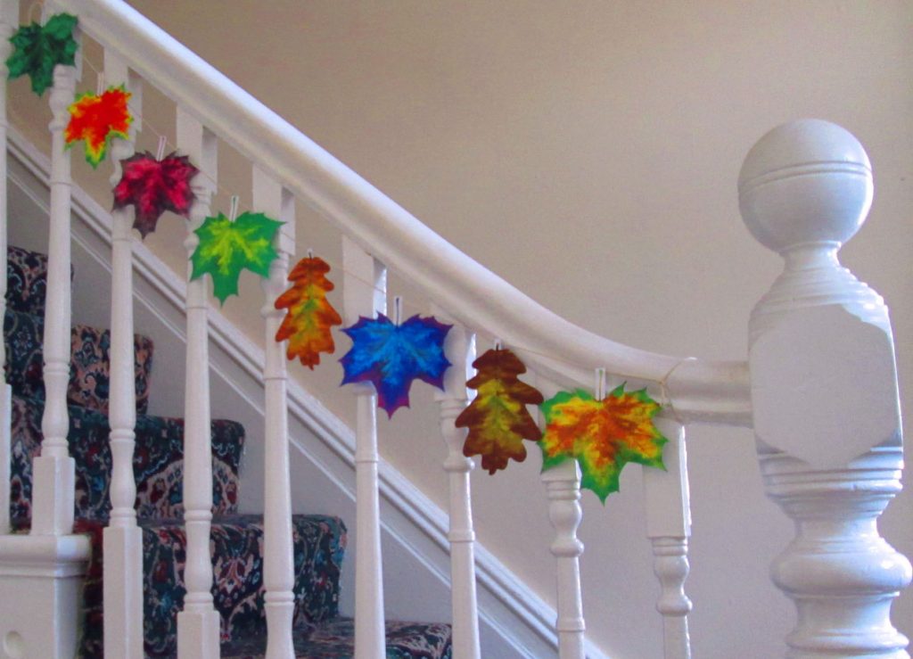 Paper leaf decorations