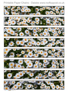 Printable paper chain with a daisy design
