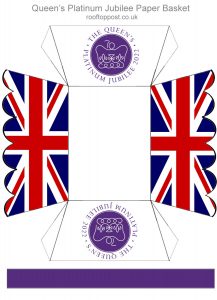 A free printable paper basket for the Queen's Platinum Jubilee 2022